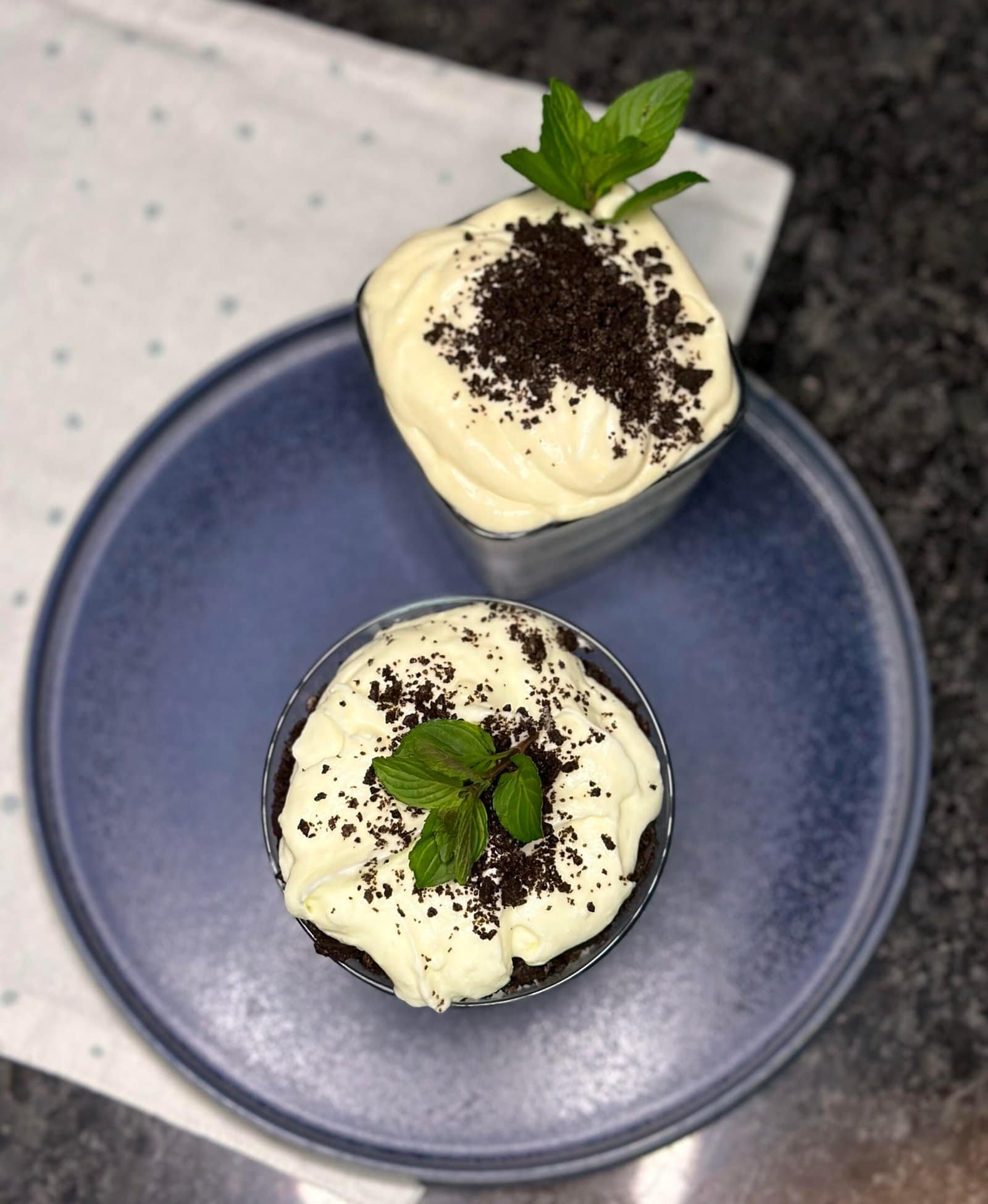 dessert dessert cups