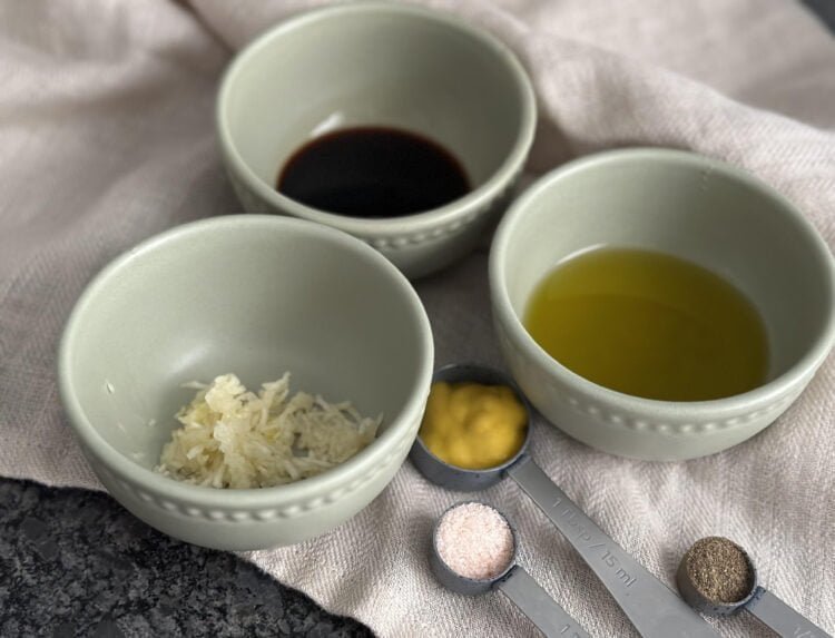 unnamed (3) ingredients for simple balsamic salad dressing