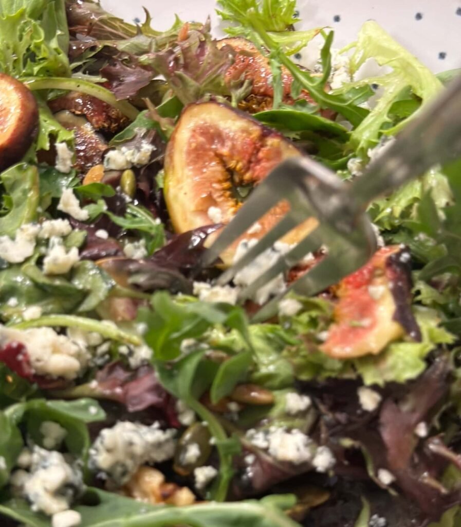 Figs and blue cheese maple glazed salad