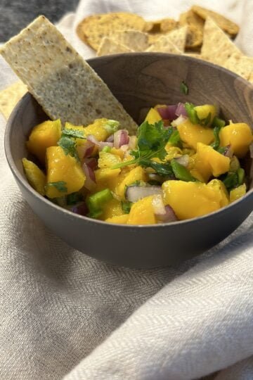 fiesta mango salsa