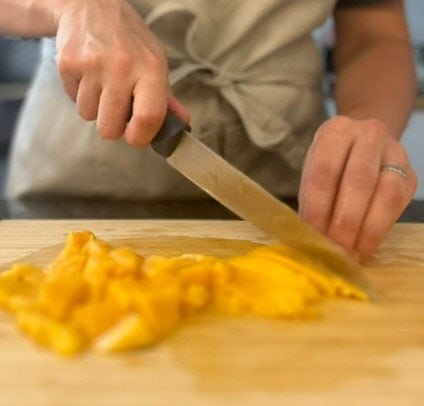 Fiesta Mango Salsa chopping mangon