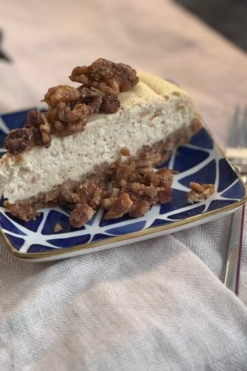 maple glazed cheesecake with coffee