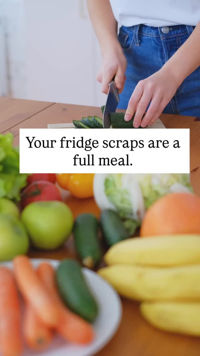 Your fridge scraps are a full meal. Seriously!

Broccoli stems. Soft peppers. Old spinach. All usable.

🛑 stop throwing them away

Here is what to do instead👇

Comment “LEFTOVERS” for more or check link in bio @chickinapron 

#easycooking #smartcooking #affiliatelink