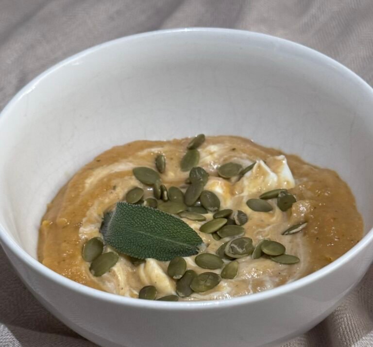 roasted pumpkin and cauliflower soup