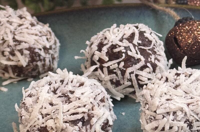 Kahlua Chocolate Truffles with Dates
