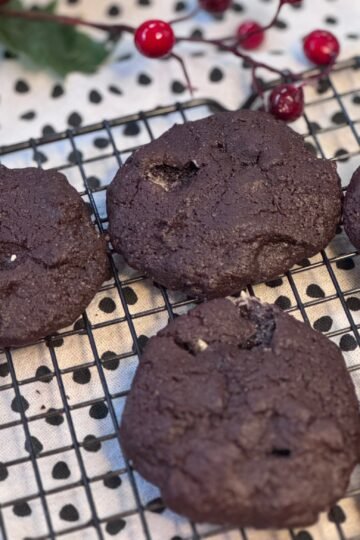 Chocolate Cookies with Marshmallow