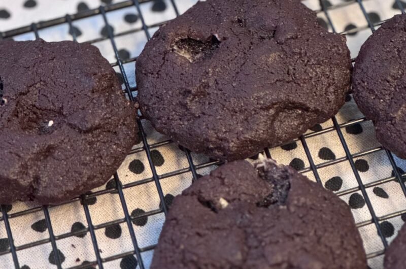 Chocolate Cookies with Marshmallows