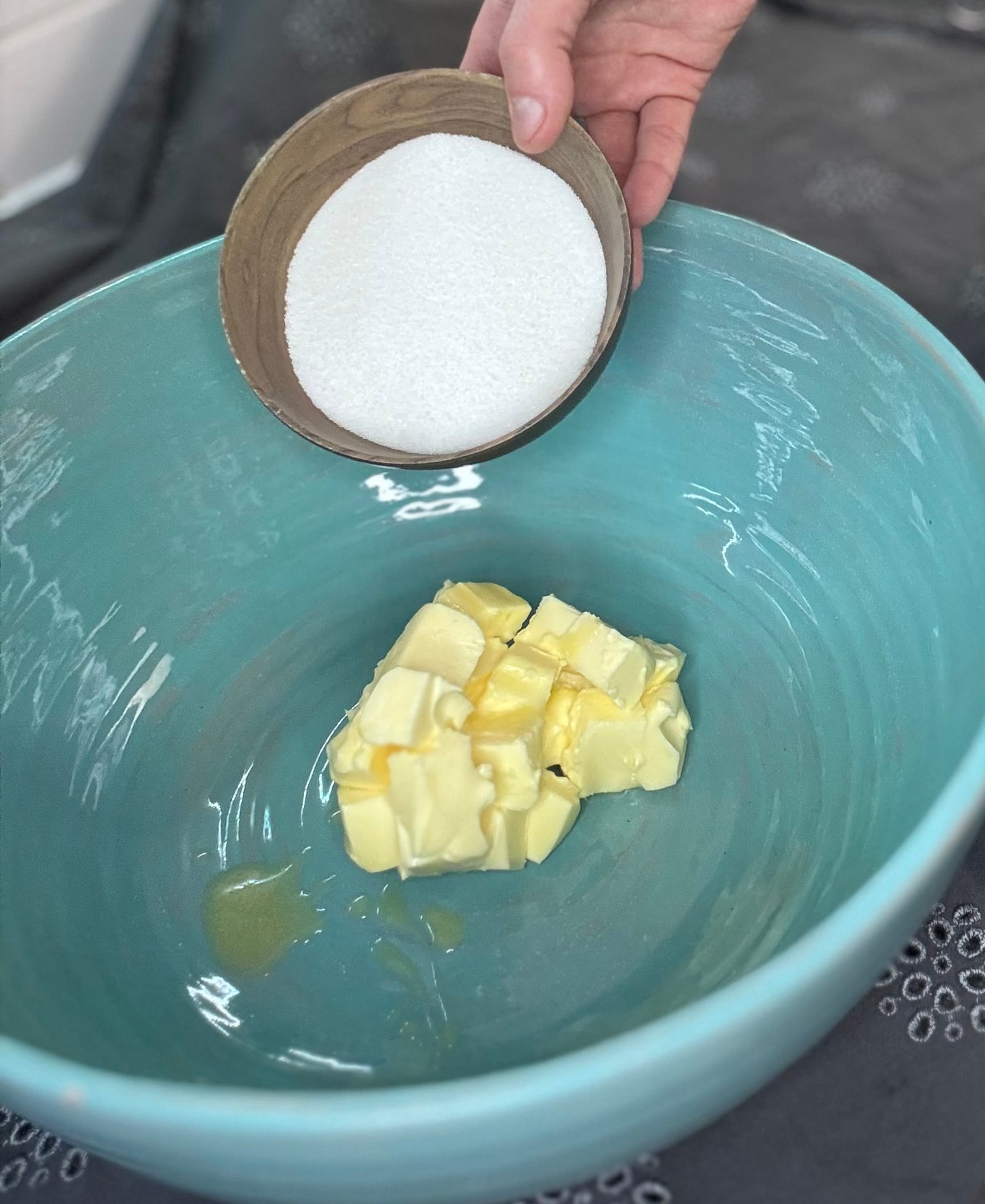 IMG_0337 bit butter and sugar together