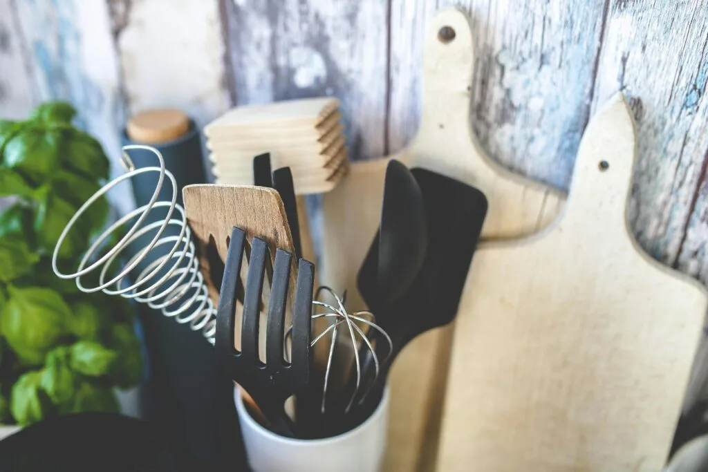15 Cooking Essentials That Everyone Needs in Their Kitchen