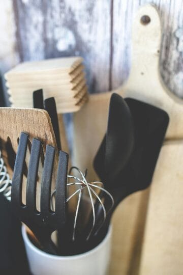 15 Cooking Essentials That Everyone Needs in Their Kitchen