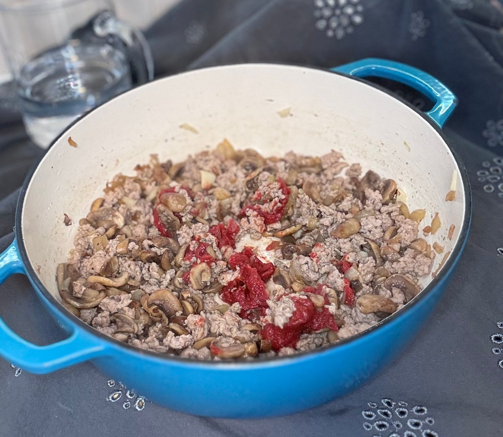 IMG_0207 add tomato paste