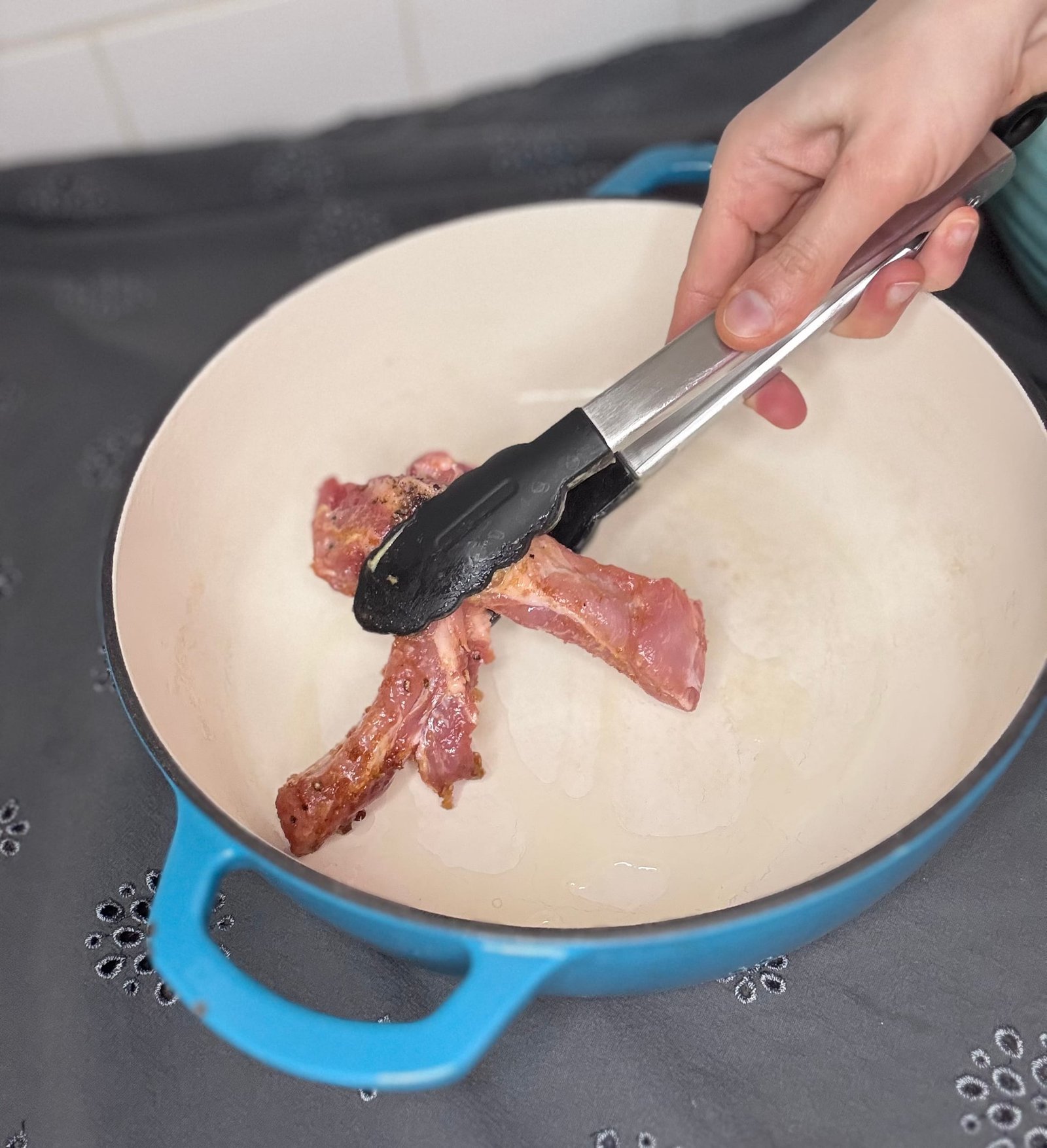 IMG_0942 transfer the ribs into dutch oven