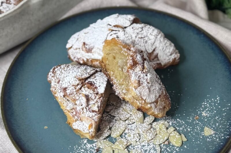 Easy Almond Croissants