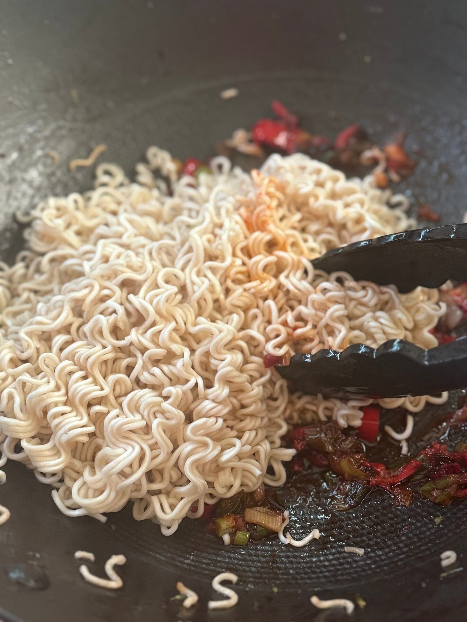 IMG_1117 toss cooked ramen noodles