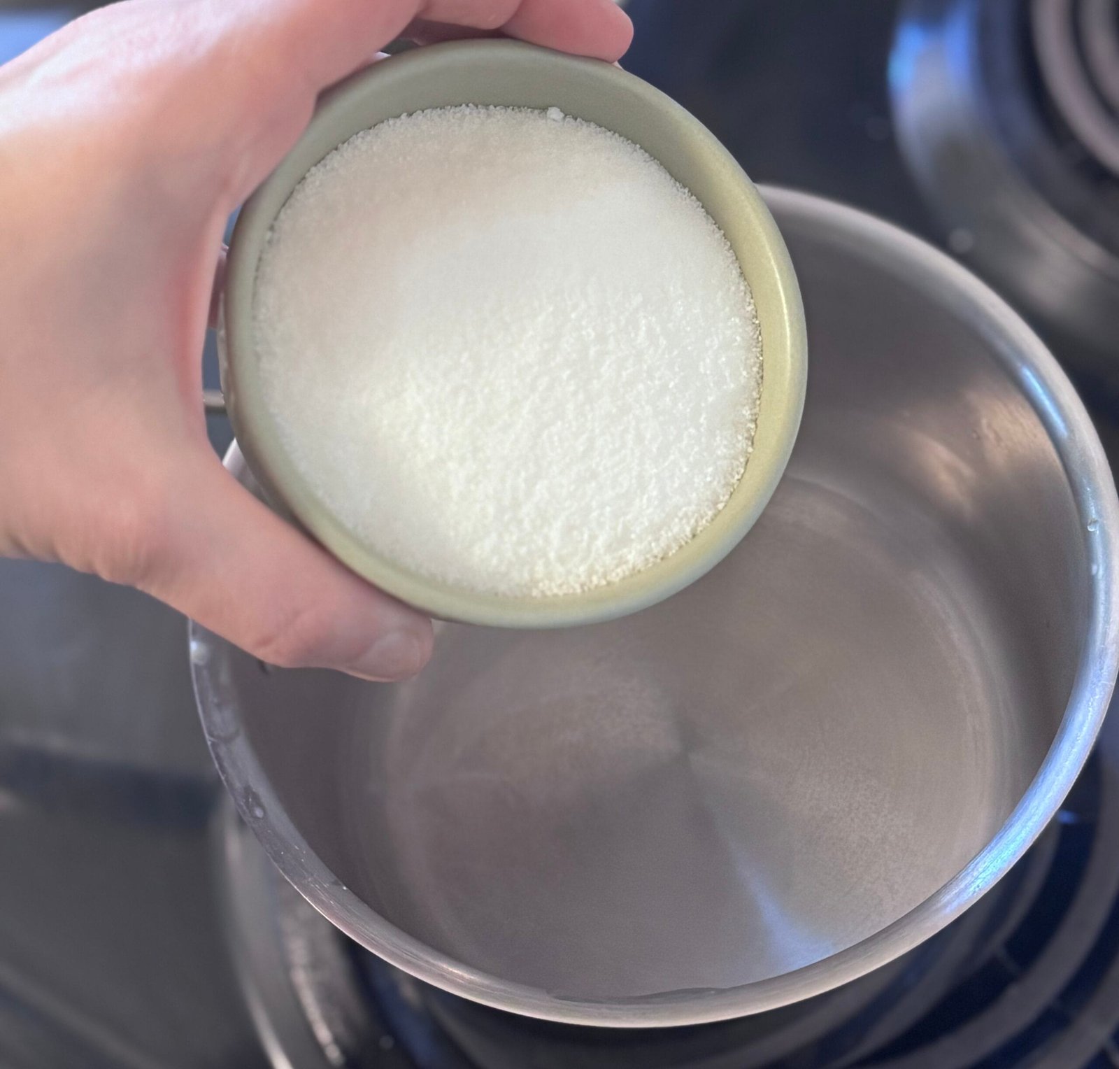 IMG_1432 pour sugar in water