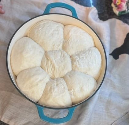 ready dough raised rolls