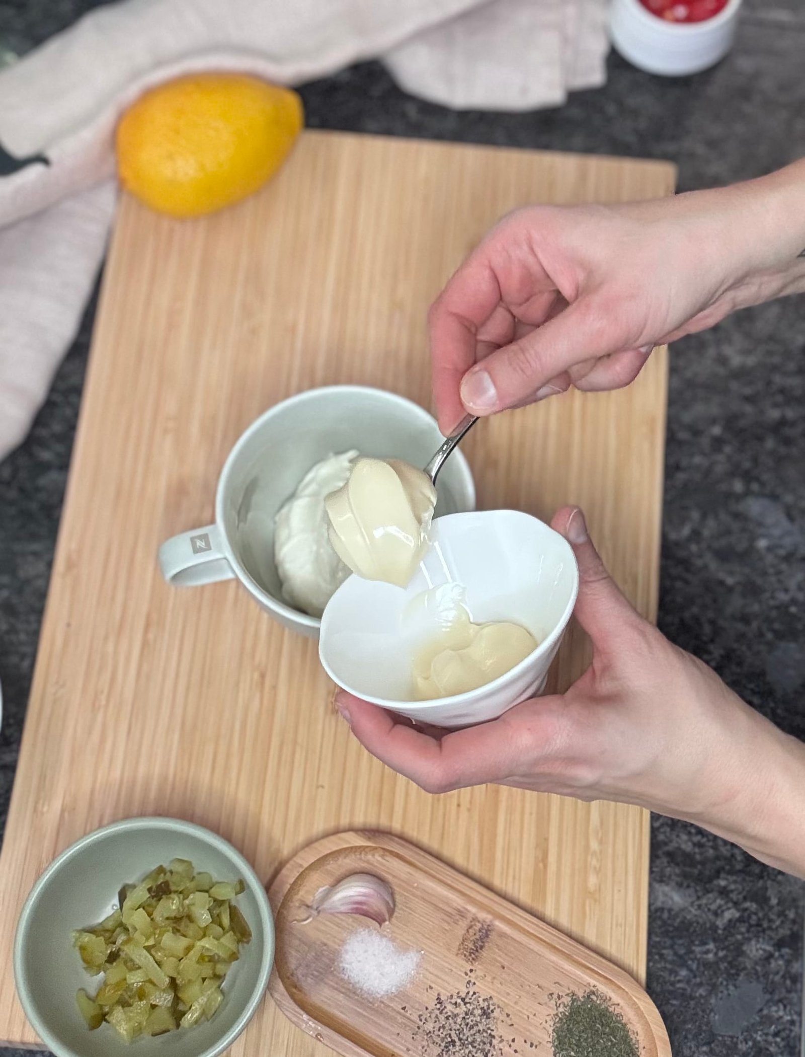 IMG_1736 mix sour cream and mayonnaise