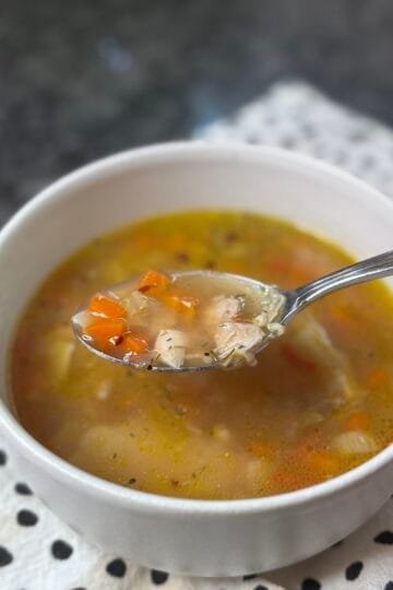 Mom's Homemade Chicken Noodle Soup
