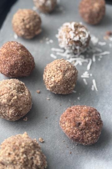 Healthy No-Bake Energy Bites