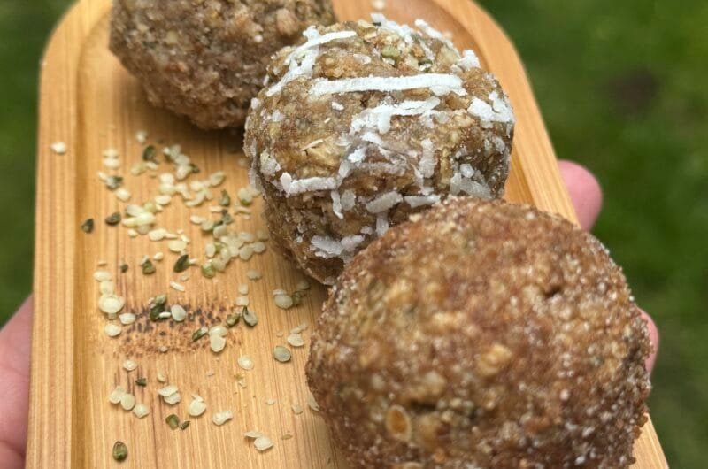 Healthy No-Bake Energy Bites