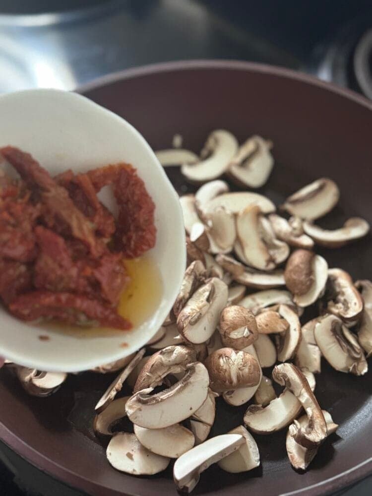 IMG_2632 add the sliced sun dried tomatoes