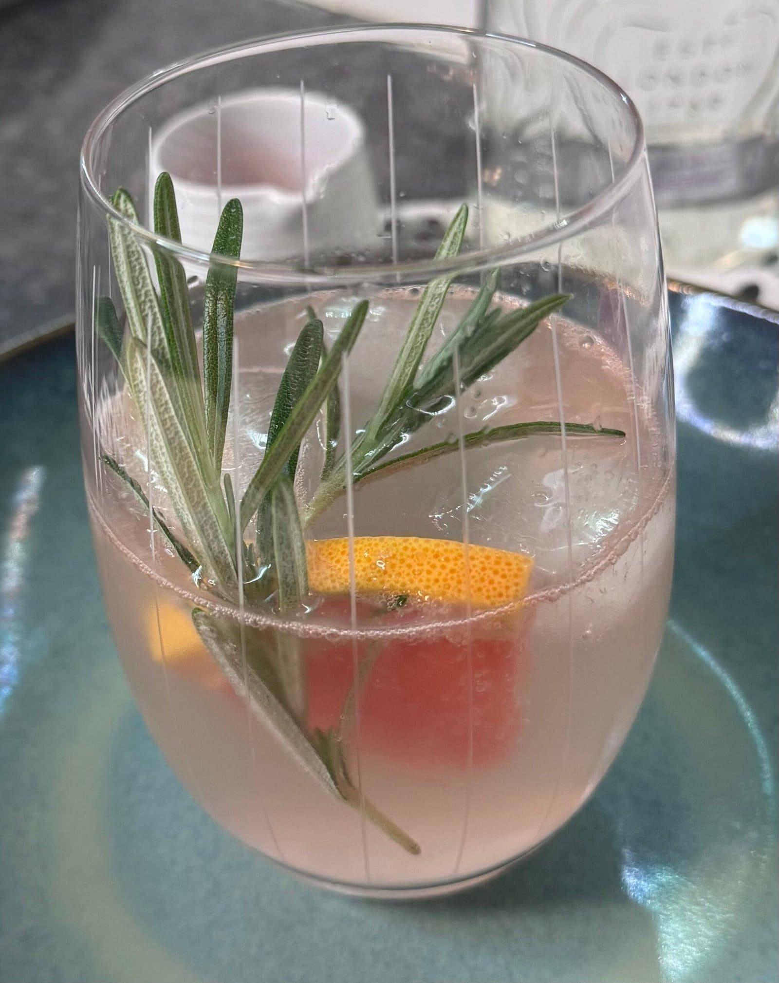 IMG_2901 serve the pink grapefruit spritz