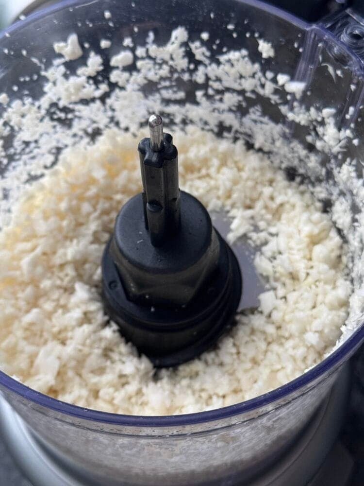 IMG_4262 using food processor, grind the cauliflower