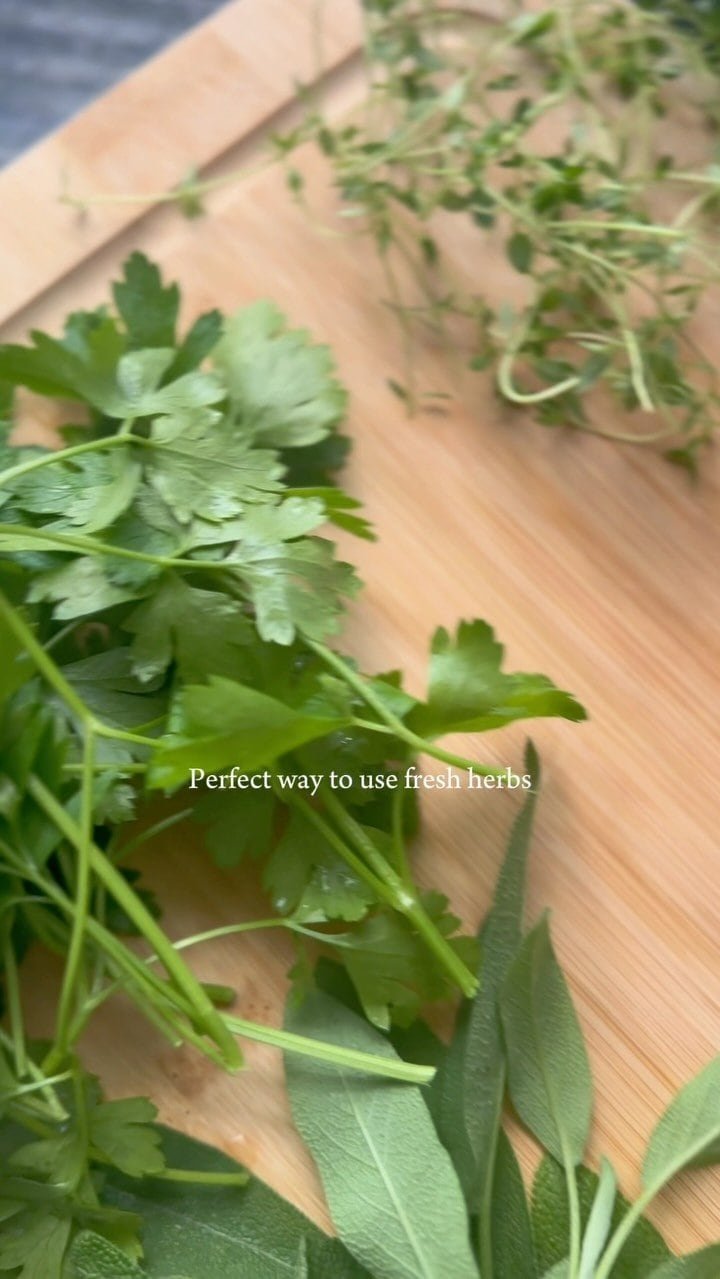 I love using herbs the right way. 

One of my favourite ways to make the most of fresh herbs is by making a herb butter or compound butter.

Comment “BUTTER” for the simple recipe

#butter #herbs #herbbutter #affiliatelink #easycooking