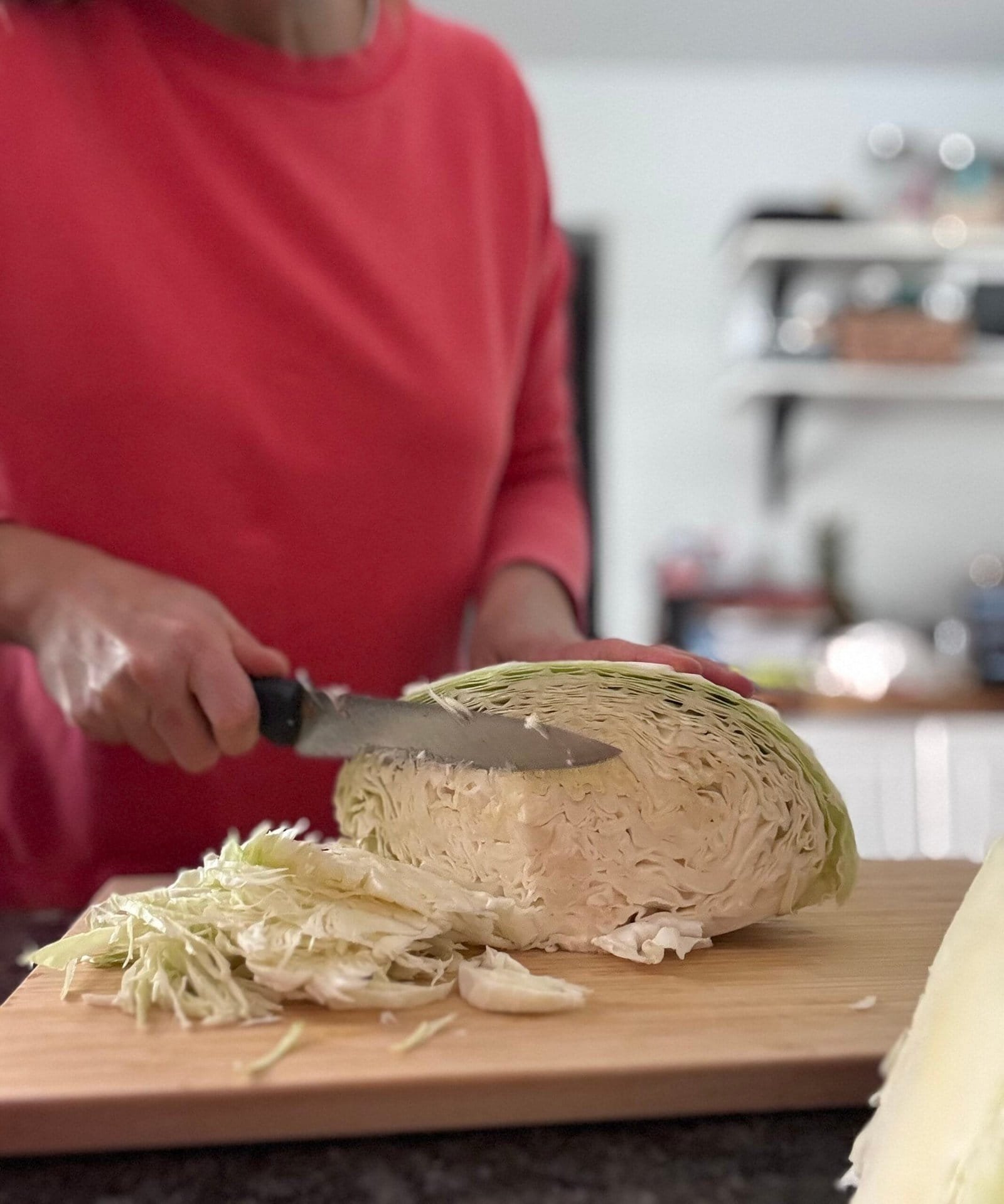 cabbage slice the cabbage