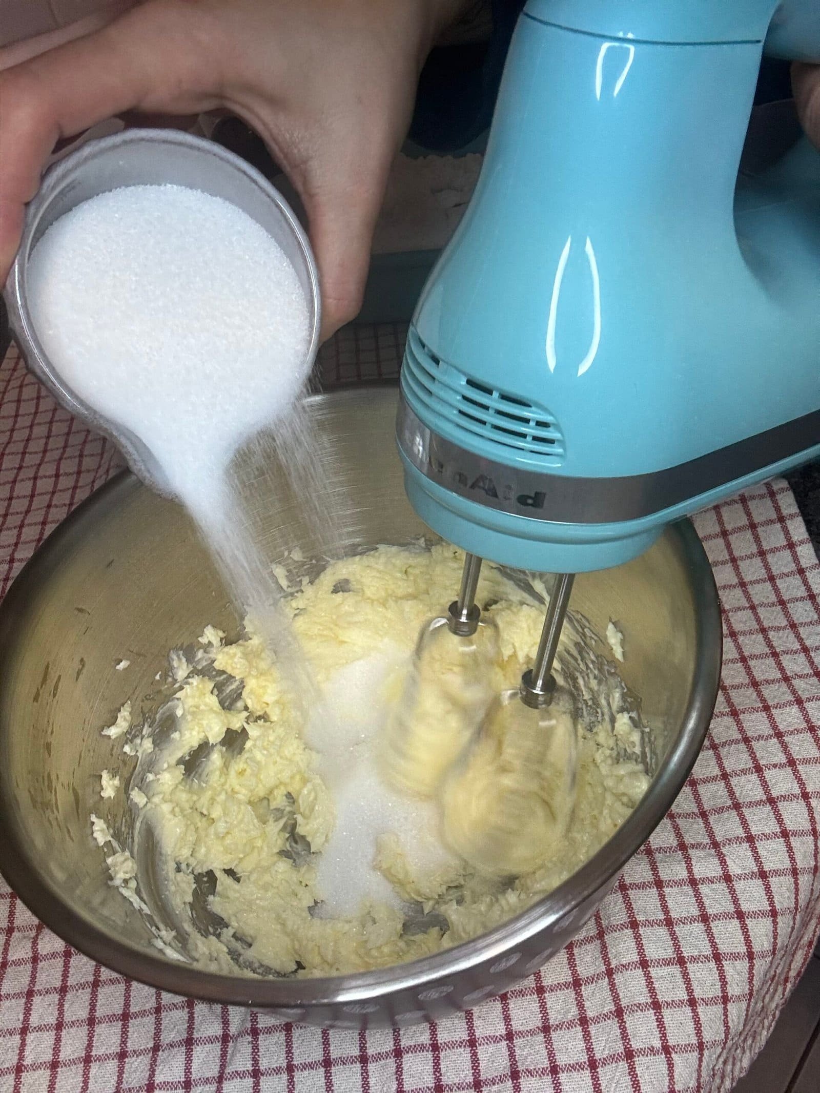 add butter and sugar add sugar to butter