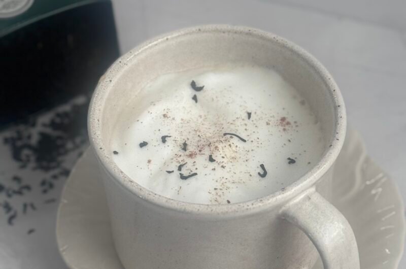 Aromatic London Fog (with Vanilla and Cloves)
