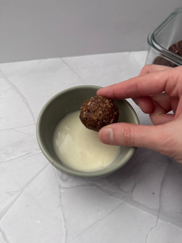 chocolate protein balls chocolate protein balls