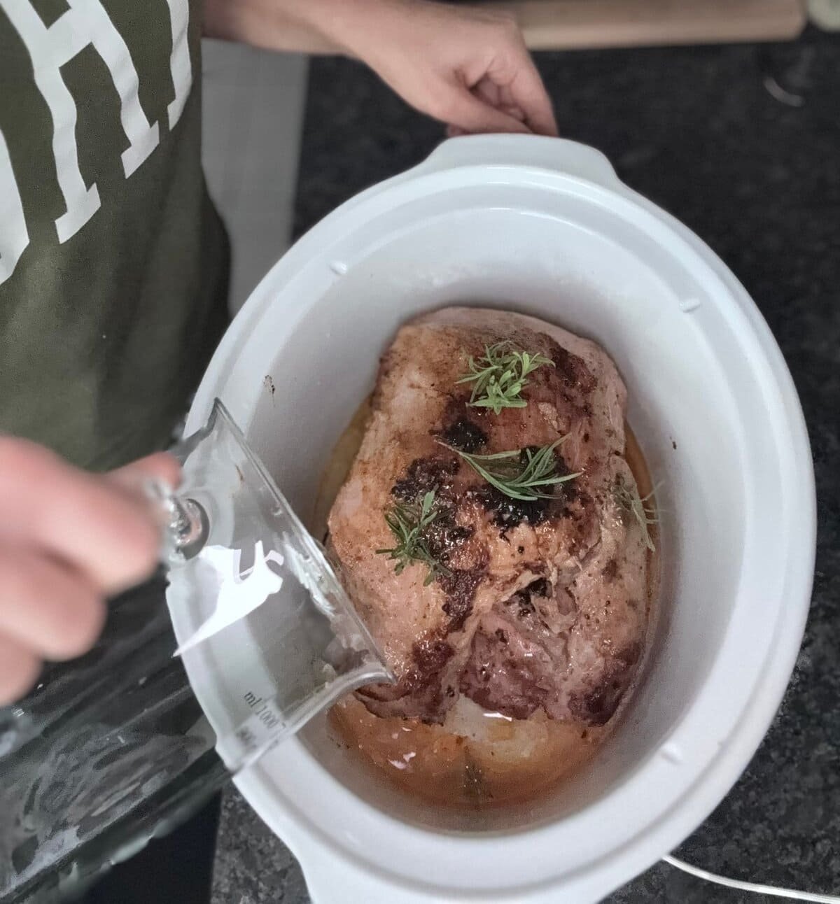 pour water pour water