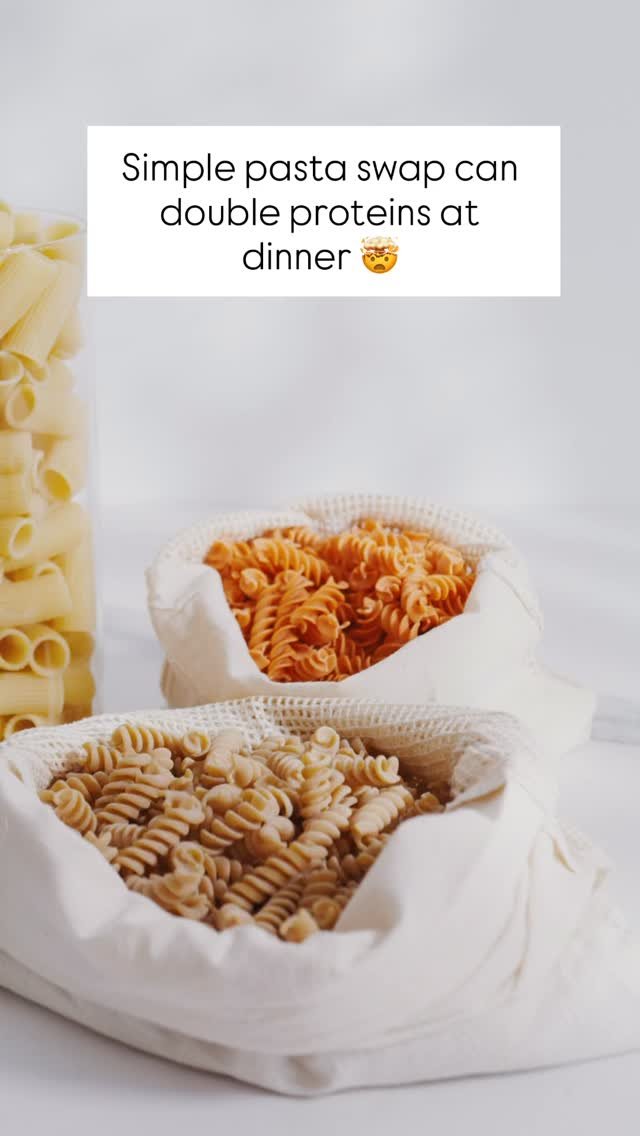 This one pasta swap doubled my protein at dinner. 🍝

Swap regular pasta → for chickpea or lentil pasta!

Same cook time. 
Nearly the same taste. 
Way more protein, fewer carbs.

Same dinner. 
Smarter swaps

👉 for more swaps like this - comment “PROTEIN” or check in bio @chickinapron 

#proteinswap #highproteinmeals #chickpeapasta #easycooking #affiliatelink