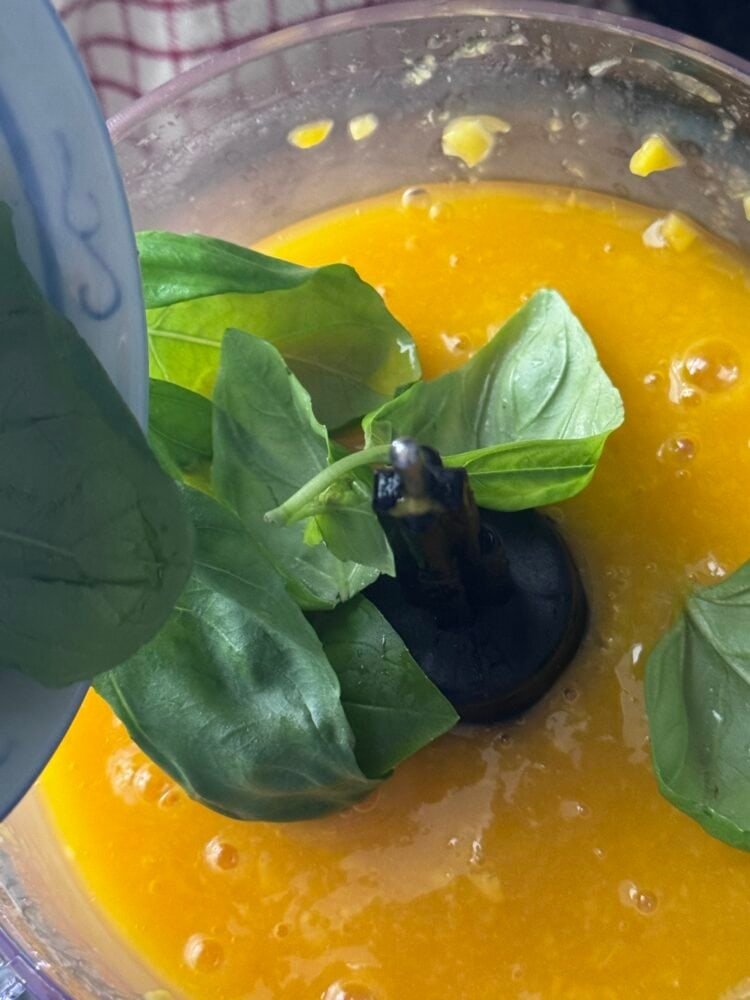 basil add basil in the blender