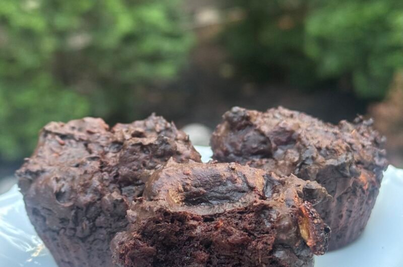 Chocolate Brownies with Dates